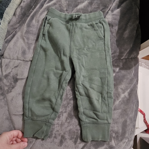 GAP Roarsome Outfit - Picture 5 of 7